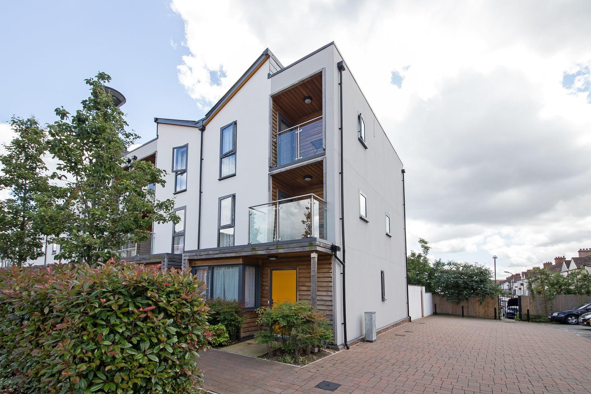 Rowan Park Lodge London Exterior photo